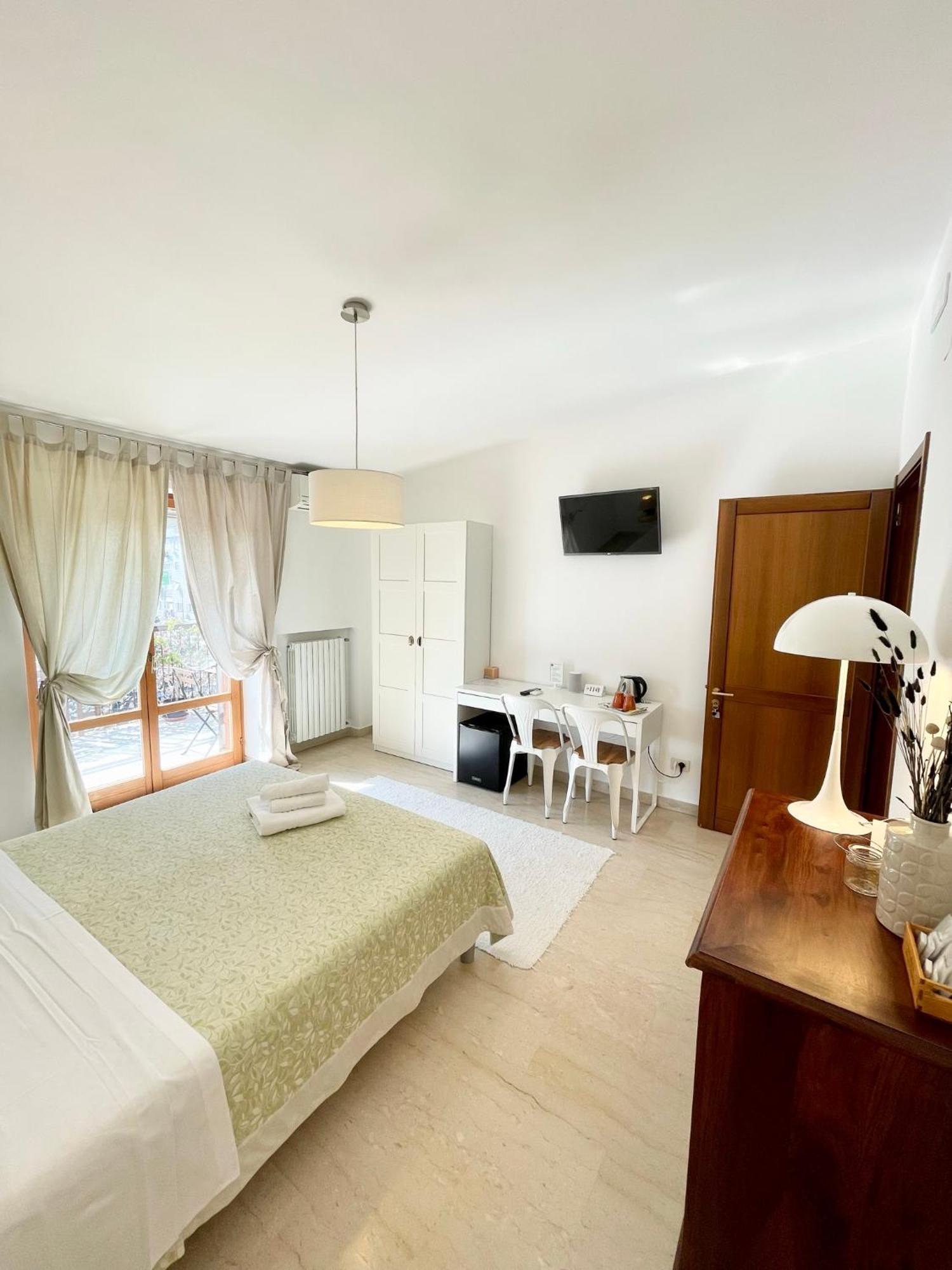 B&B Le Saline Taranto Exterior foto