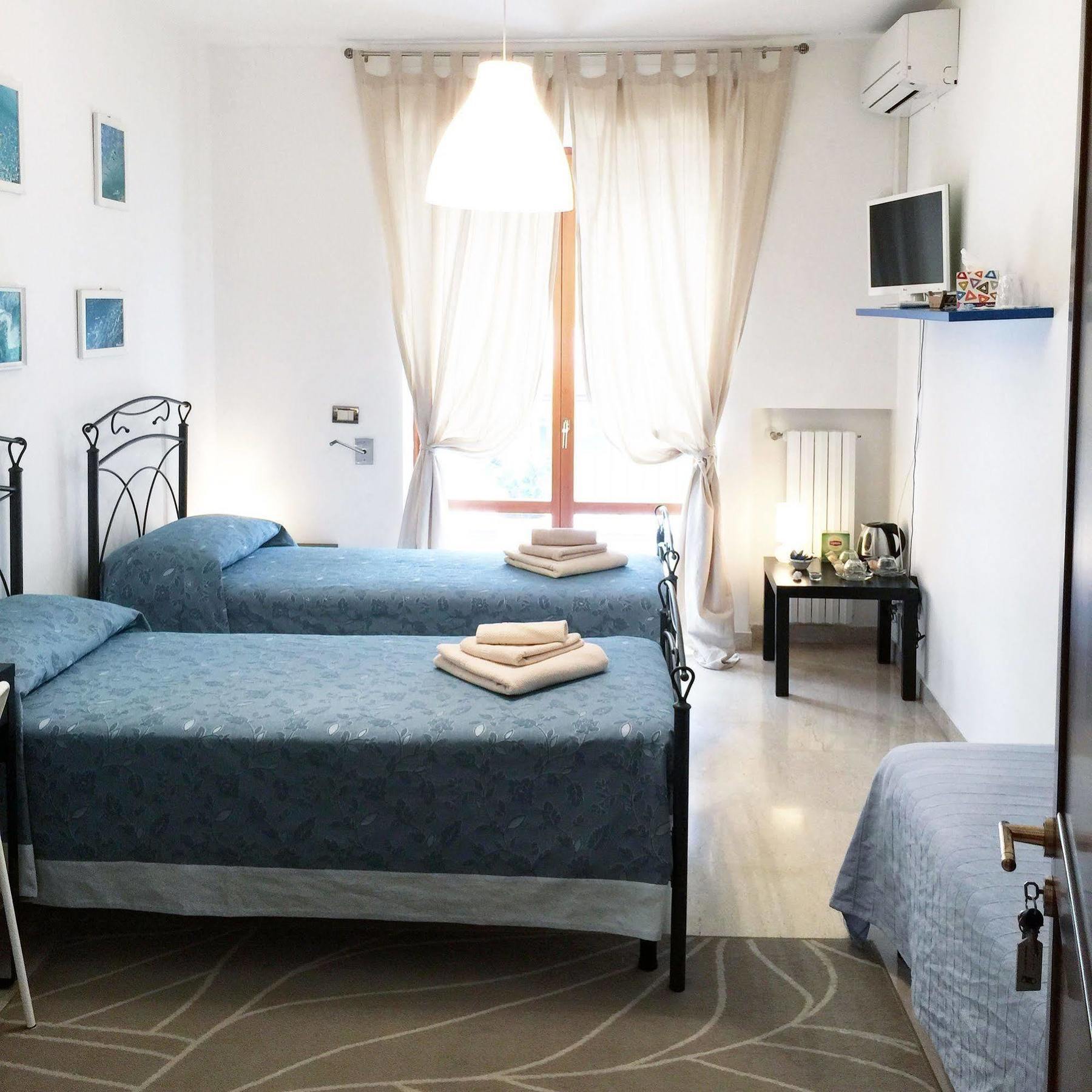 B&B Le Saline Taranto Exterior foto